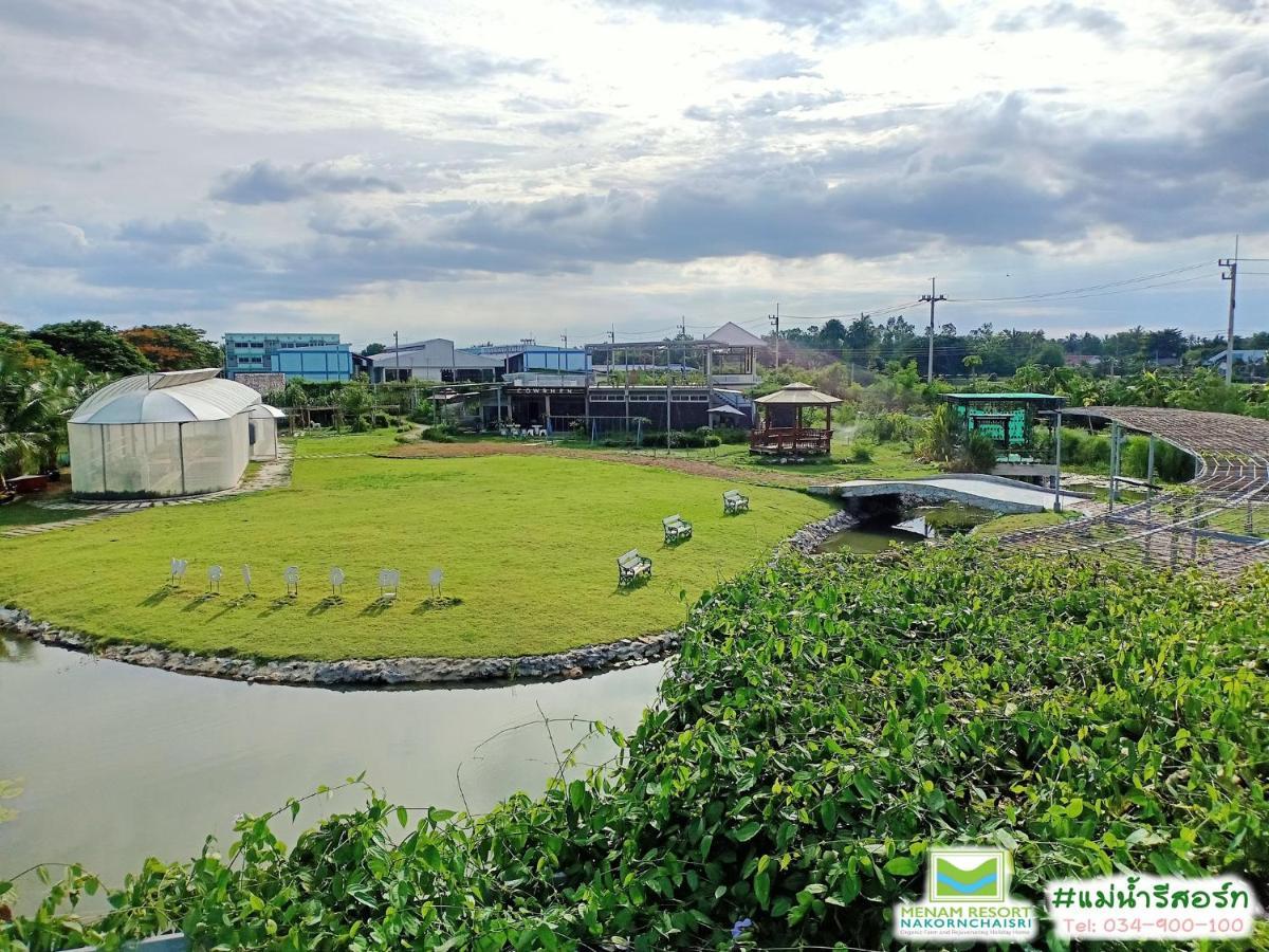 Menam Resort Nakhon Pathom Exterior foto