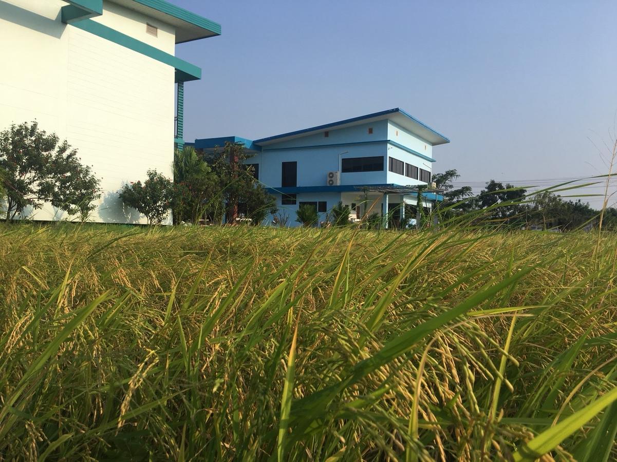 Menam Resort Nakhon Pathom Exterior foto